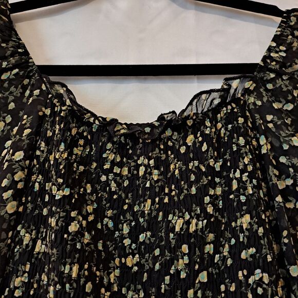 Hey Babe Boutique Brand Love of Florals Cinched Smocked Daisy Print - NW… - Picture 4 of 13